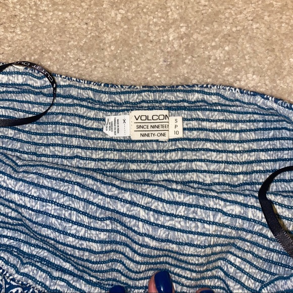 Volcom tube top - Picture 2 of 3